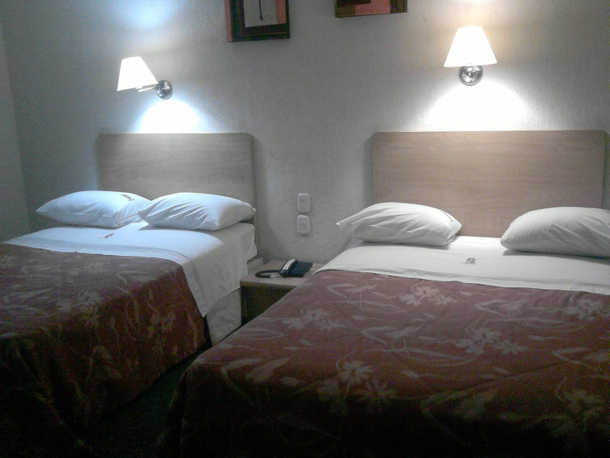 Hotel Castilla Y Leon Guadalajara Kültér fotó