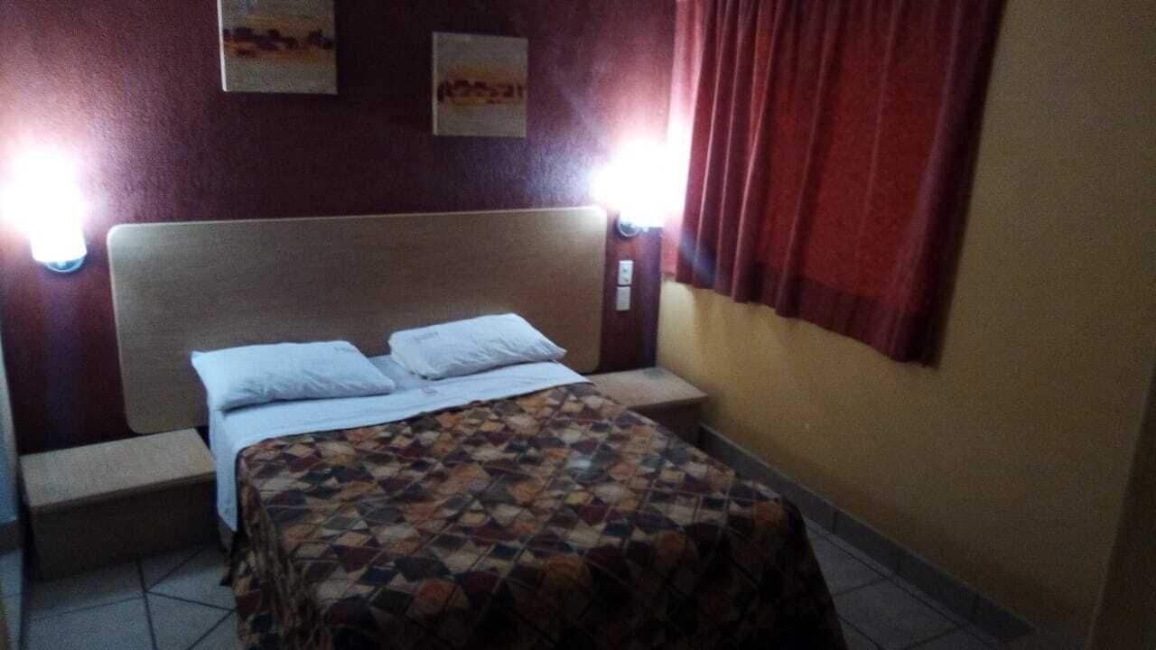 Hotel Castilla Y Leon Guadalajara Kültér fotó