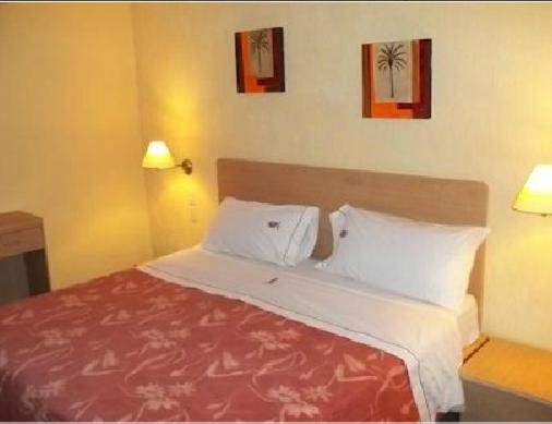 Hotel Castilla Y Leon Guadalajara Szoba fotó